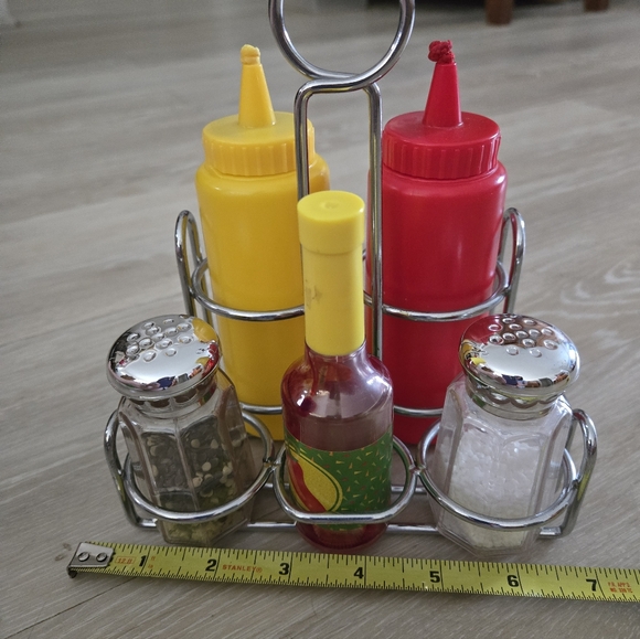 Melissa And Doug Condiment Set. - Picture 1 of 8